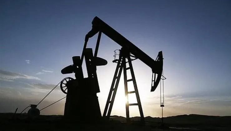 ABD’de yaklaşan seçimler petrol fiyatlarında sert yükseliş beklentisini sınırlıyor