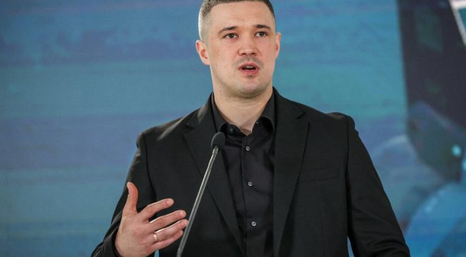İtalya Savunma Bakanı, görevden alınan Ukraynalı mevkidaşı Fedorov’a danışmanlık teklif etti