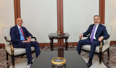Hakan Fidan, Tom Barrack ile görüştü