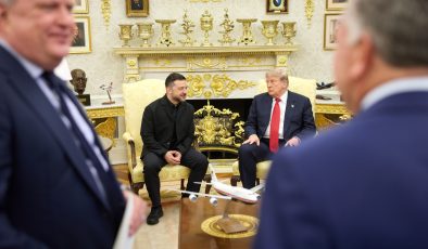 Trump, Zelenskiy ile Beyaz Saray’da görüştü