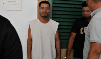 kanunsuz uyuşturucu madde tasarrufu ve ilaç ve eczacılık yasasına aykırı hareket” suçlarından tutuklanan H. K. yeniden mahkemeye çıkarıldı.