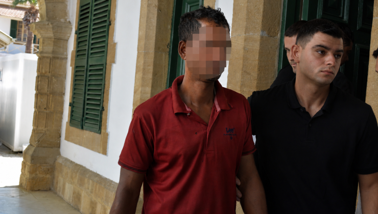 Lefkoşa’da meydana gelen “Derbeder Şahıs” suçundan tutuklanan O. G. yeniden mahkemeye çıkarıldı.