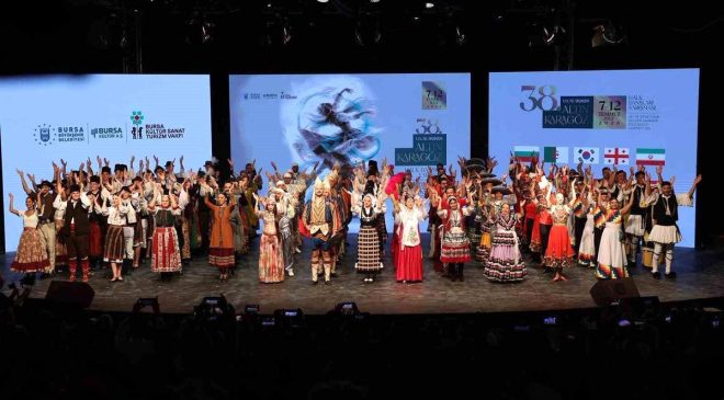 38. Altın Karagöz Halk Dansları Yarışması Başladı
