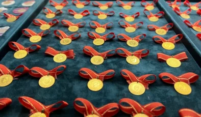 Altında yine Orta Doğu şoku! Gram fiyatı haftaya düşüşle başladı