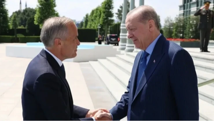 Ankara’da dünya liderlerini şaşırtan sürpriz: Cumhurbaşkanı Erdoğan’ın hediyesi sonrası Kanada Başbakanı’ndan dikkat çeken gönderme