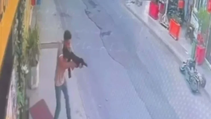 Sevgilisinin çalıştığı eğlence mekanı önünde pompalı tüfekle ateş rastgele ateş açtı