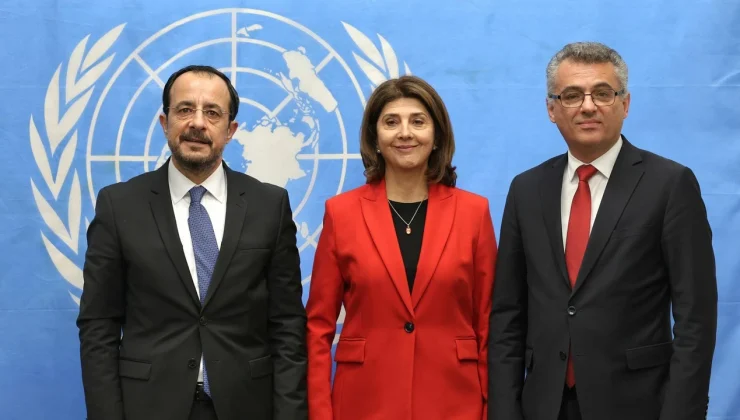 Politis’e göre bugün Ada’ya gelecek Holguin yarın ve pazartesi günü Erhürman ve Hristodulidis ile görüşecek