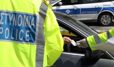 Güney Kıbrıs genelinde asayiş ve trafik kontrolü..8 kişi tutuklandı 22 araç trafikten men edildi