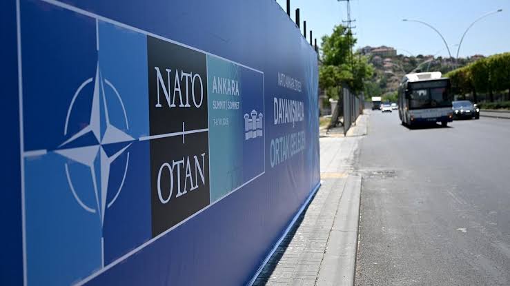 NATO zirvesinin Rum basınına yansımaları…