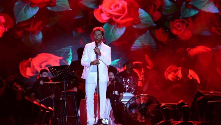 İskenderun’da Mahsun Kırmızıgül rüzgarı esti