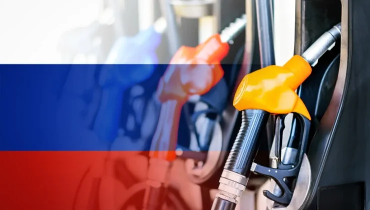Kendi petrolünü benzin olarak geri satın alıyor!