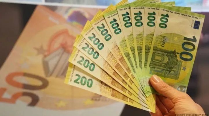 İngiliz üslerinden 28 civarındaki Rum köyüne 54 bin euro maddi destek