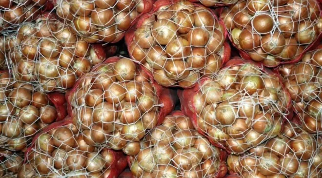 Kuru soğanda gümrük vergisi düşürüldü! Ceviz ve makarnada arttı