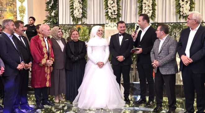 Sıla Kınalı ile Mehmet Akif Dorman dünyaevine girdi