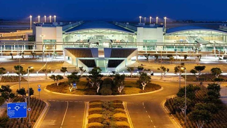 Larnaka Havaalanı’nda uyuşturucu operasyonu… Üç kişi tutuklandı