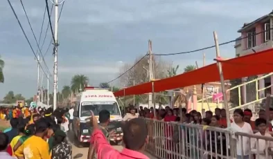 At least seven killed in stampede at Hindu temple in India