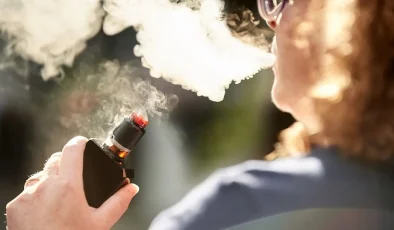 Nicotine e-cigarettes are more effective than other alternatives for quitting smoking, study finds