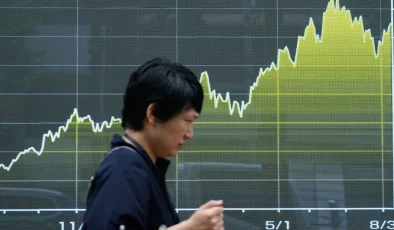 Japan’s 10-year bond yield hits a 30-year high as growth data disappoints