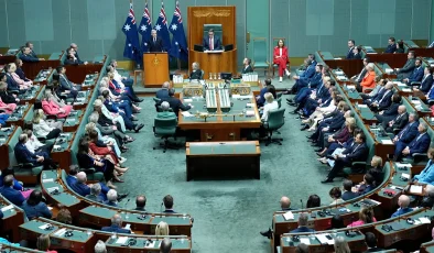 Australia politician Mark Parton admits texting ‘my job is boring’ during meeting