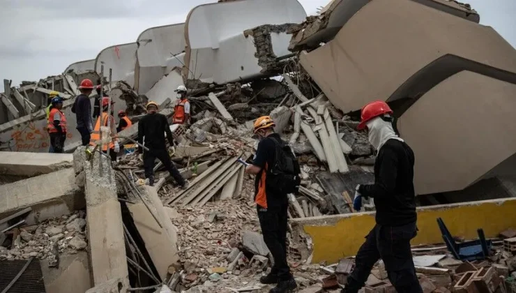 Venezuela’daki depremlerde can kaybı 6 bin 125’e yükseldi