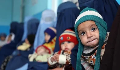 Dünya Gıda Programı, Afganistan’da çocukların beslenme krizi için acil fon arayışında