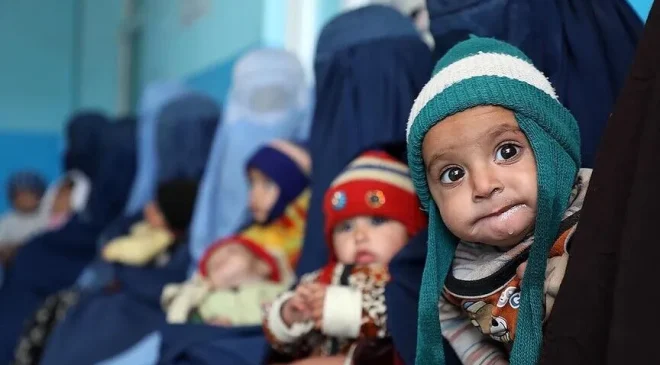 Dünya Gıda Programı, Afganistan’da çocukların beslenme krizi için acil fon arayışında