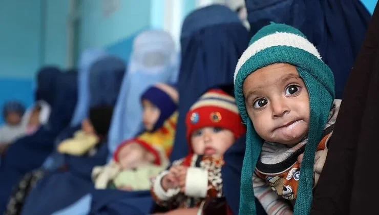 Dünya Gıda Programı, Afganistan’da çocukların beslenme krizi için acil fon arayışında