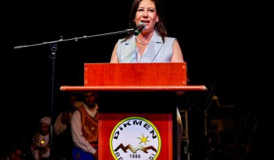 CTP Genel Başkanı İncirli, Meşale Festivali’ne katıldı