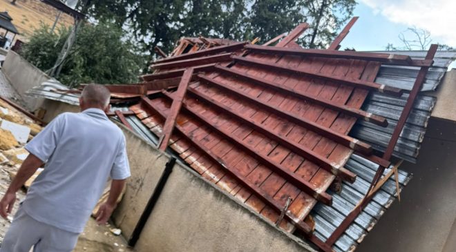 İskele Belediyesi şiddetli fırtına ve yağış nedeniyle vatandaşları uyardı