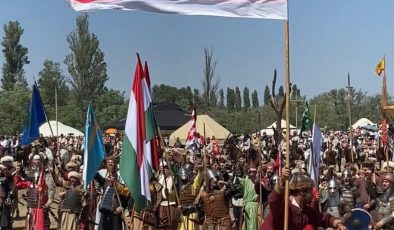 KKTC Macaristan’da düzenlenen Büyük Hun-Türk Kurultayı’nda temsil edildi