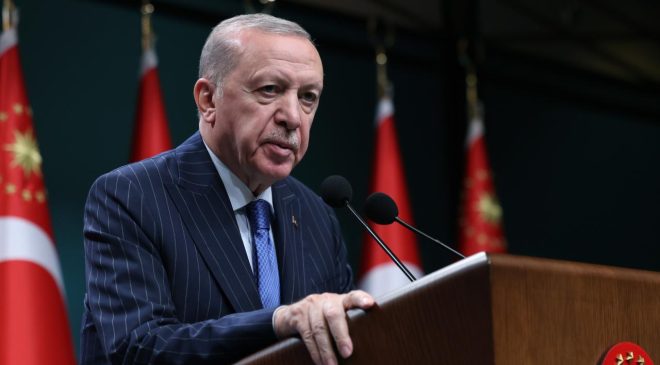 Erdoğan, 17 Ağustos Marmara Depremi’nde hayatını kaybedenleri andı