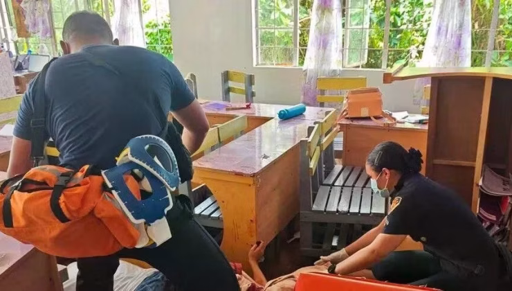 Filipinler’de bir lisede düzenlenen silahlı saldırıda 4 kişi hayatını kaybetti