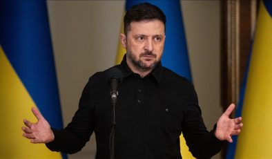 Ukrayna, Rusya’da petrol rafinerisi ve lojistik merkezine saldırı düzenledi