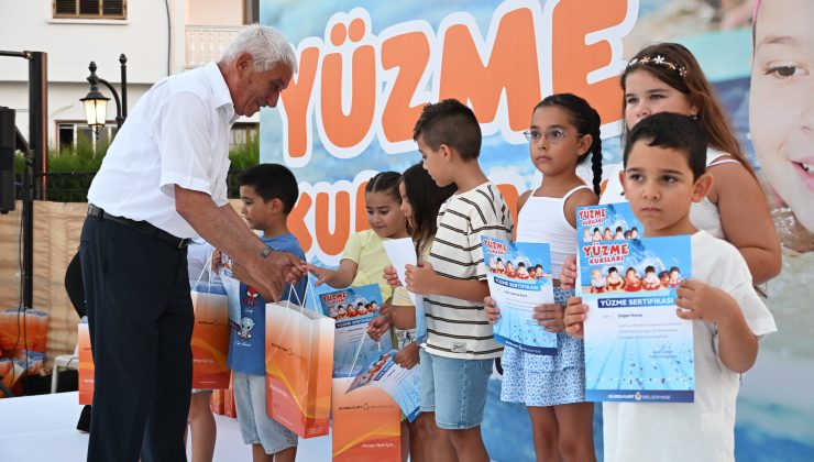 Güzelyurt Belediyesi’nin düzenlediği yüzme kursunu tamamlayan çocuklar sertifikalarını aldı