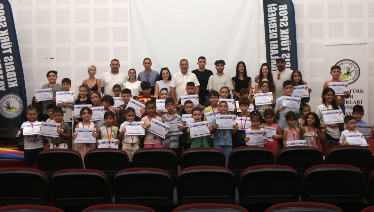 KTSYD Yüzme Kursları tamamlandı, kursiyerlere madalya ve başarı sertifikaları verildi