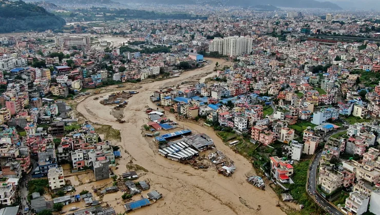 Nepal’de meydana gelen selde hayatını kaybedenlerin sayısı 95’e yükseldi