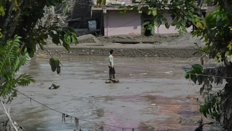 Nepal’deki selde hayatını kaybedenlerin sayısı 538’e çıktı