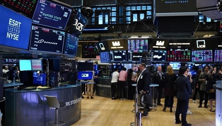 New York borsası karışık seyirle açıldı