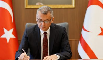 Erhürman, Rum tarafının engelleme girişimlerine karşı BM, AB ve Barcelona Futbol Kulübü’ne mektup gönderdi