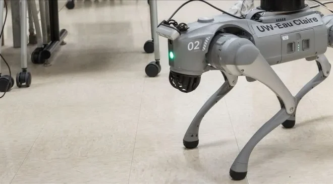 ABD, göçmen denetimlerinde robot “köpekler” kullanmak için yaklaşık 2 milyon dolar harcamayı planlıyor