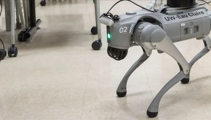 ABD, göçmen denetimlerinde robot “köpekler” kullanmak için yaklaşık 2 milyon dolar harcamayı planlıyor