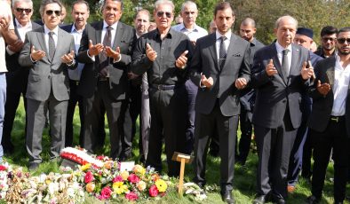 Münir Hasan Tatar Londra’da son yolculuğuna uğurlandı