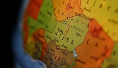 Nijer Savunma Bakanlığı, Niamey’deki askeri hareketliliğin kontrol altına alındığını açıkladı