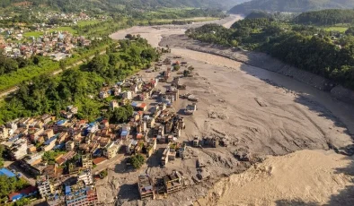 Nepal’deki selde hayatını kaybedenlerin sayısı 669’a çıktı