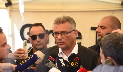 Erhürman: “Umudumuzu yitirmek istemiyoruz, arama kurtarma çalışmaları devam ediyor”