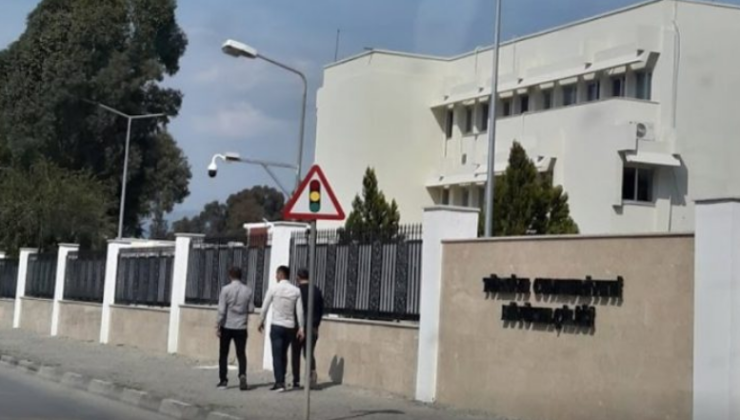 Türkiye’nin Lefkoşa Büyükelçiliği bünyesinde kurulan “Kriz Masası” kazazedeler için seferber oldu