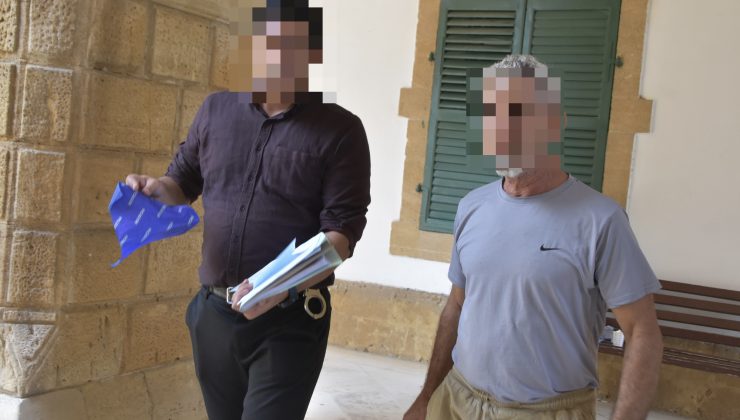 “Sahtekarlıkla Para Temini” suçları ile ilgili olarak tutuklanan zanlı M.K. yeniden mahkeme huzuruna çıkarıldı