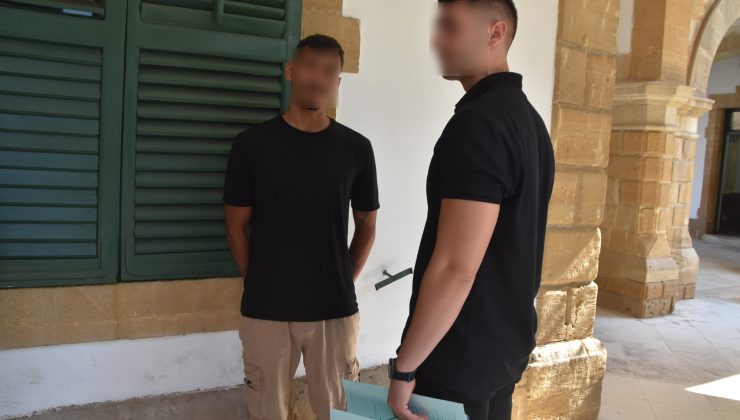Lefkoşa’da meydana gelen “Kanunsuz uyuşturucu madde tasarruf ve İlaç ve Eczacılık Yasasına Aykırı Hareket” suçlarından tutuklanan O.T. yeniden mahkemeye çıkarıldı.