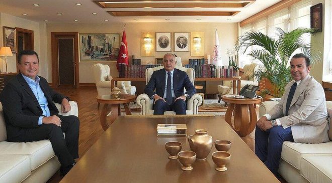 Kültür ve Turizm Bakanı Ersoy, Acun Ilıcalı’yı ağırladı
