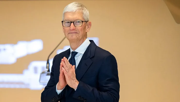 End of the Cook era: Apple has a new CEO for the first time in 15 years
